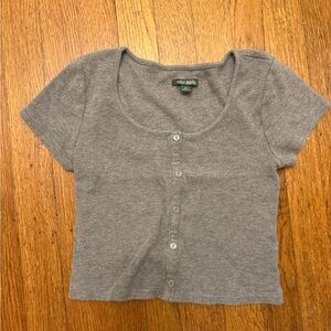 Grey buttoned crop top